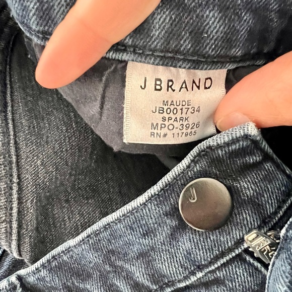 JBRAND MAUDE MID-RISE CIGARETTE JEANS IN SPARK. Size 28. Good condition. - Picture 5 of 7